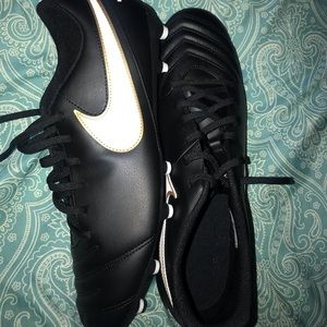 Nike tiempo soccer cleats